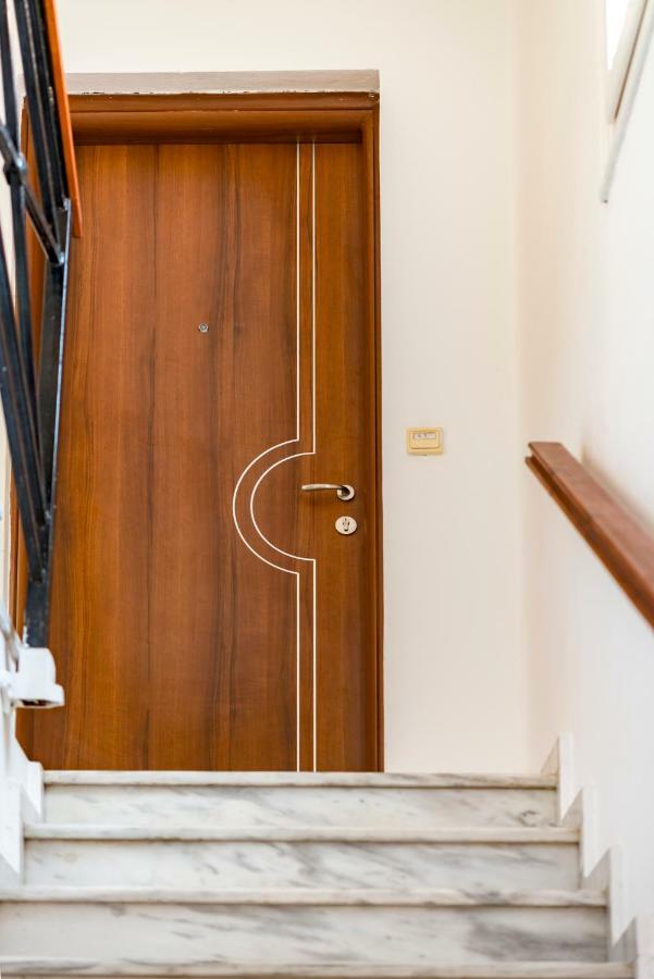 Ethrionplus Two Rooms Apartments Balconies 100 M From The Port エルムポリ エクステリア 写真